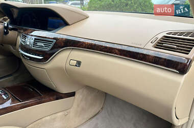 Седан Mercedes-Benz S-Class 2013 в 