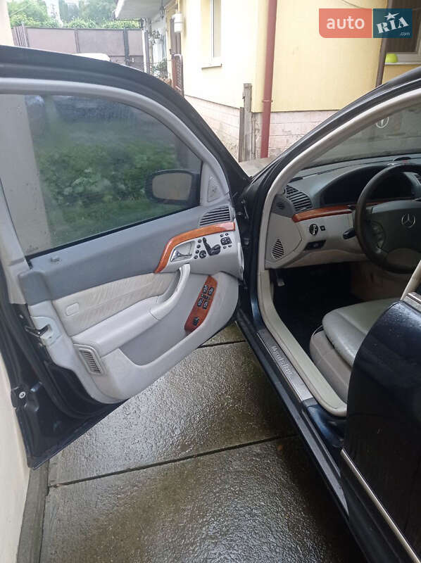 Седан Mercedes-Benz S-Class 2001 в Черновцах