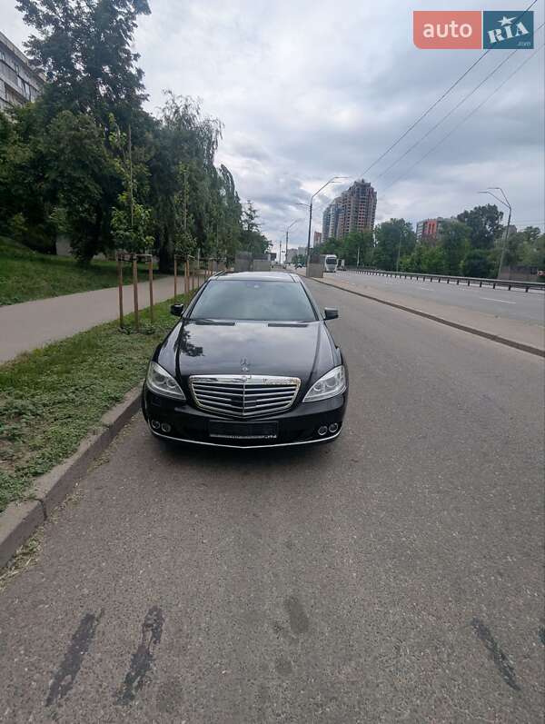 Седан Mercedes-Benz S-Class 2012 в Киеве