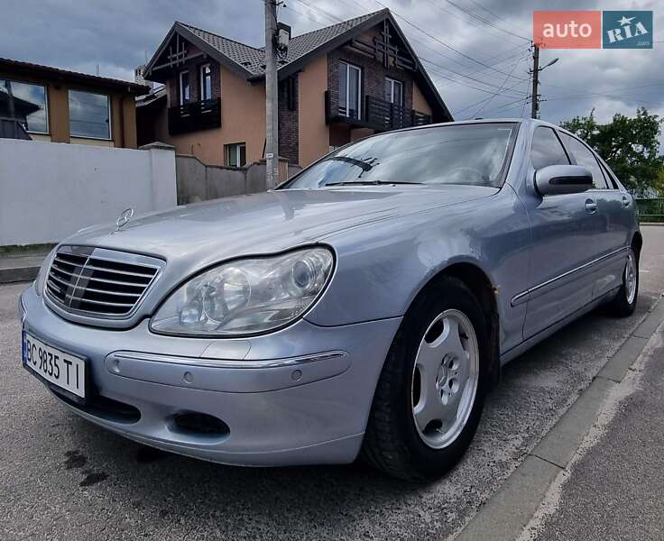 Седан Mercedes-Benz S-Class 2001 в 