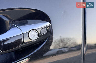 Седан Mercedes-Benz S-Class 2013 в 