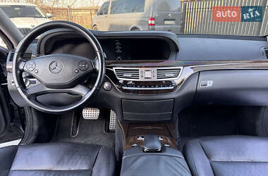 Седан Mercedes-Benz S-Class 2013 в 