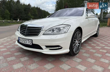Седан Mercedes-Benz S-Class 2012 в 
