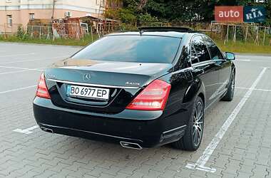 Седан Mercedes-Benz S-Class 2011 в 
