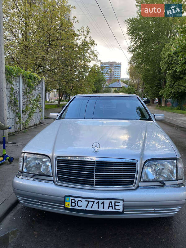 Седан Mercedes-Benz S-Class 1998 в Львові