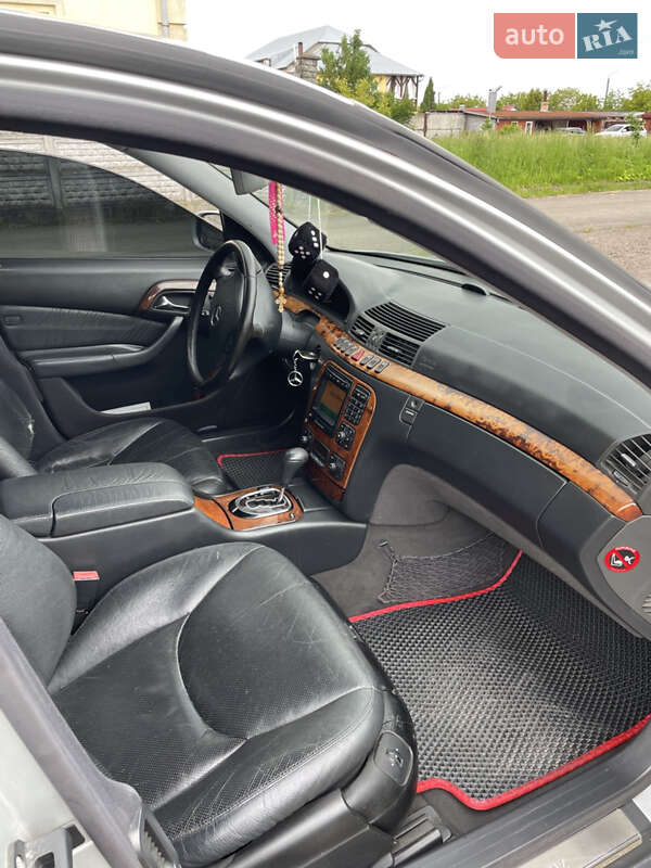 Седан Mercedes-Benz S-Class 2001 в Буске