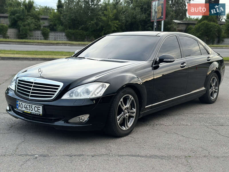 Mercedes-Benz S-Class 2007