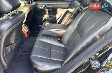 Седан Mercedes-Benz S-Class 2005 в 