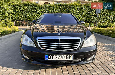 Седан Mercedes-Benz S-Class 2005 в 