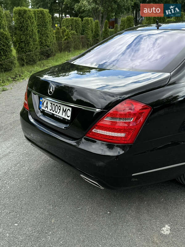 Седан Mercedes-Benz S-Class 2012 в Хмельницком