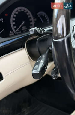 Седан Mercedes-Benz S-Class 2012 в 