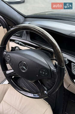 Седан Mercedes-Benz S-Class 2012 в 
