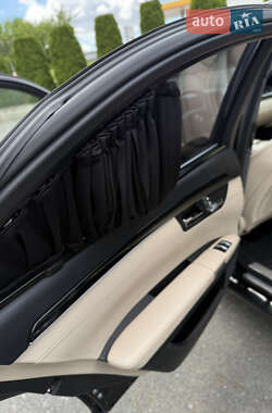 Седан Mercedes-Benz S-Class 2012 в 