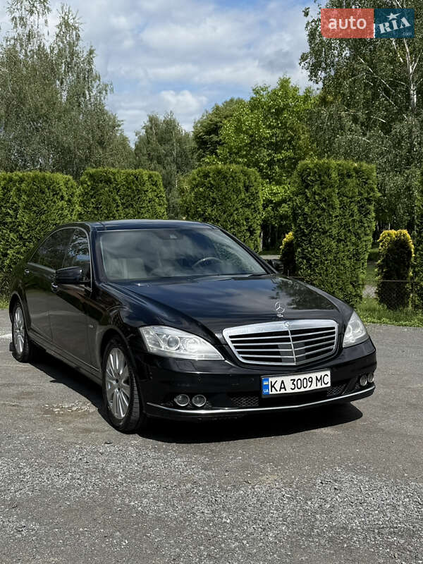 Седан Mercedes-Benz S-Class 2012 в Хмельницком
