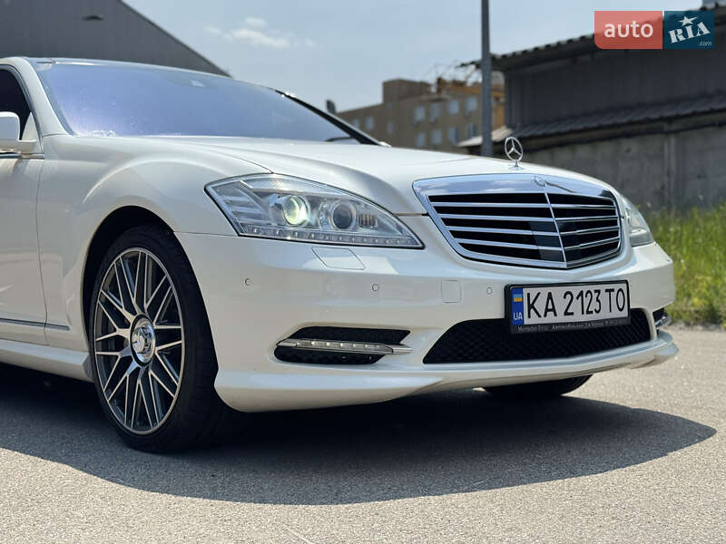 Седан Mercedes-Benz S-Class 2012 в Киеве
