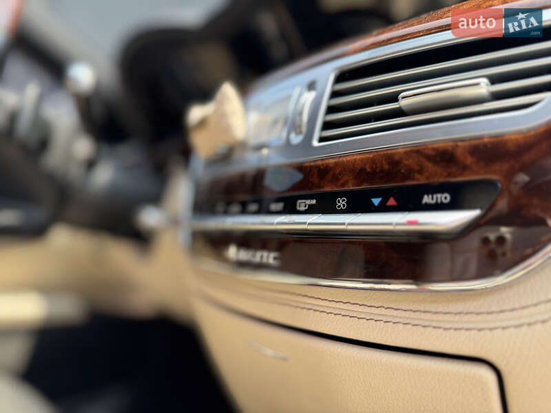 Седан Mercedes-Benz S-Class 2012 в Киеве