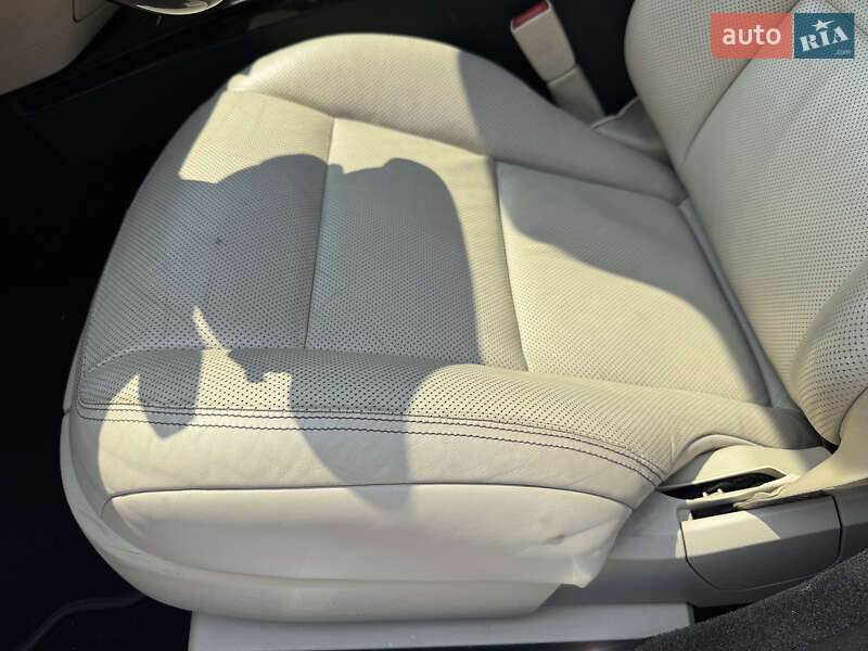 Седан Mercedes-Benz S-Class 2012 в Киеве