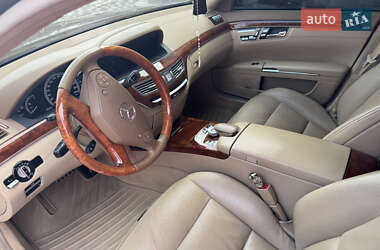 Седан Mercedes-Benz S-Class 2012 в 