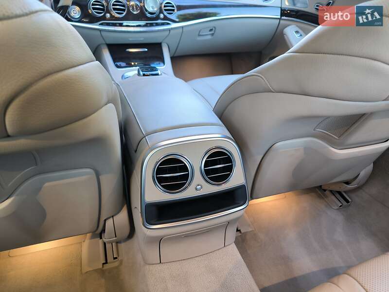Седан Mercedes-Benz S-Class 2018 в Одесі