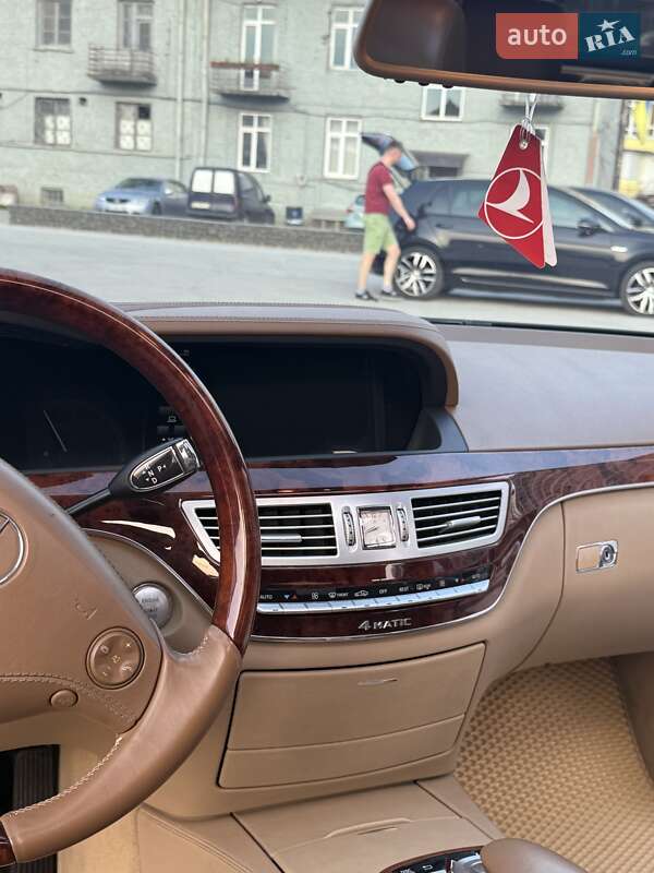 Седан Mercedes-Benz S-Class 2007 в Киеве