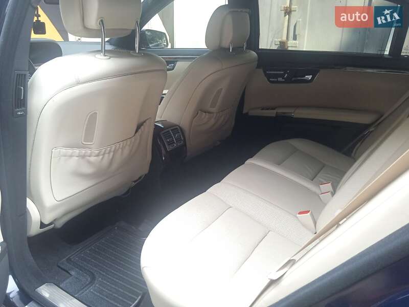Седан Mercedes-Benz S-Class 2010 в Киеве