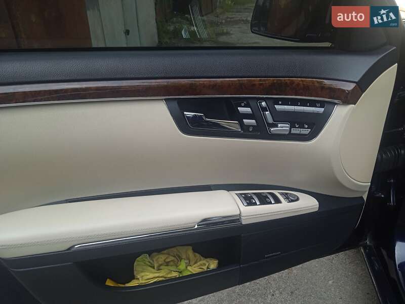 Седан Mercedes-Benz S-Class 2010 в Киеве