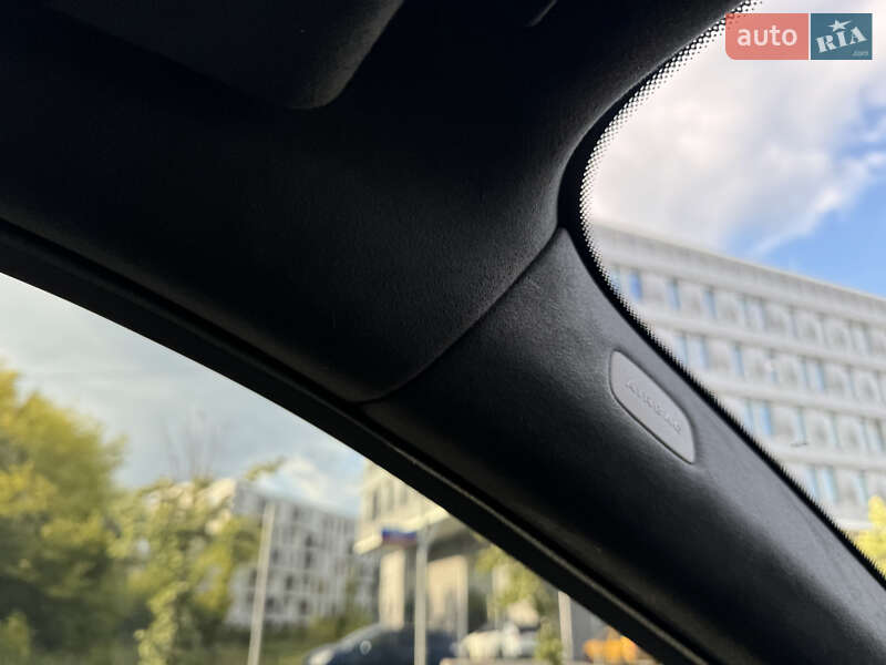Седан Mercedes-Benz S-Class 2015 в Киеве