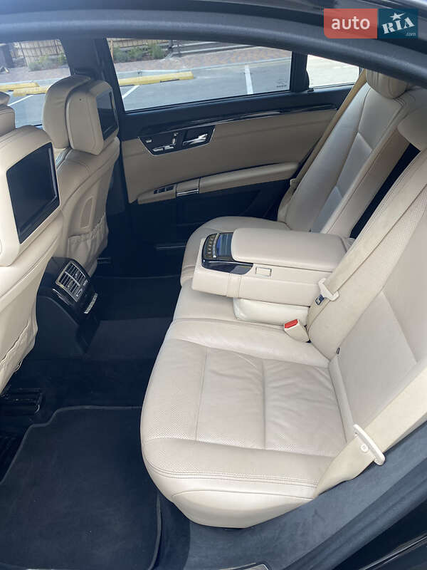 Седан Mercedes-Benz S-Class 2011 в Киеве