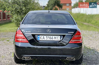 Седан Mercedes-Benz S-Class 2009 в 