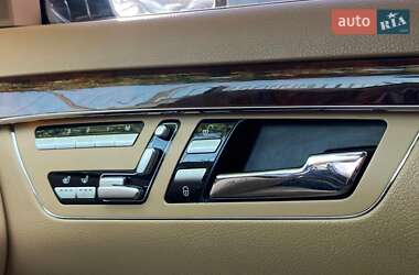 Седан Mercedes-Benz S-Class 2008 в 