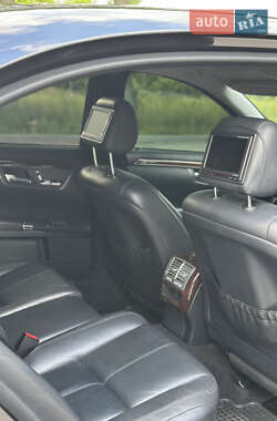 Седан Mercedes-Benz S-Class 2006 в  фото 18 Седан Mercedes-Benz S-Class 2006 в