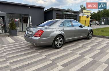 Седан Mercedes-Benz S-Class 2009 в 