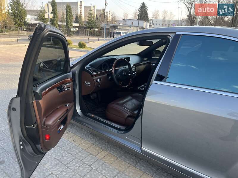 Седан Mercedes-Benz S-Class 2009 в Львове