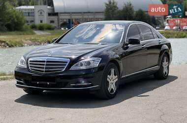 Седан Mercedes-Benz S-Class 2012 в Дніпрі