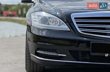 Седан Mercedes-Benz S-Class 2012 в 