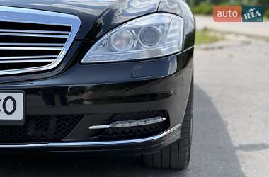 Седан Mercedes-Benz S-Class 2012 в 