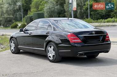 Седан Mercedes-Benz S-Class 2012 в 