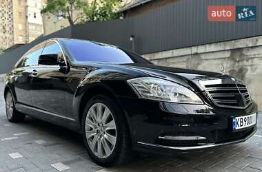 Седан Mercedes-Benz S-Class 2012 в Виннице
