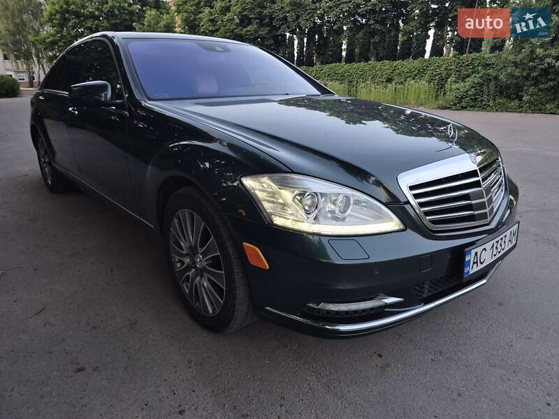 Mercedes-Benz S-Class 2013