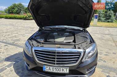 Седан Mercedes-Benz S-Class 2015 в 