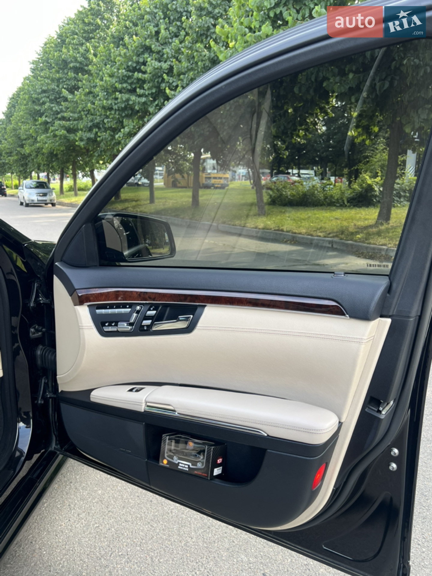2011 Mercedes-Benz S-klasse - мініатюра 19