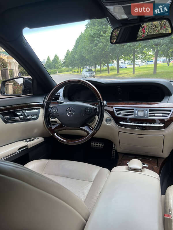 Седан Mercedes-Benz S-Class 2011 в Вінниці