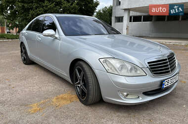 Седан Mercedes-Benz S-Class 2006 в 