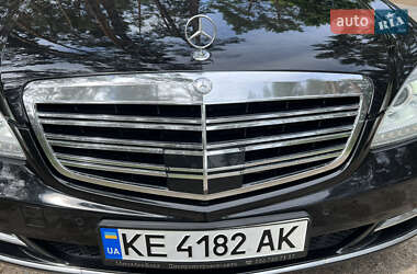 Седан Mercedes-Benz S-Class 2011 в 