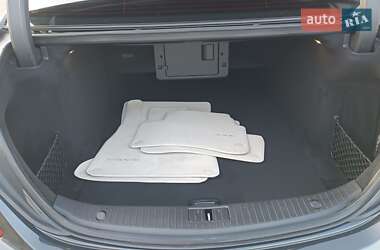 Седан Mercedes-Benz S-Class 2013 в 