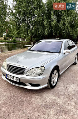 Седан Mercedes-Benz S-Class 2005 в 