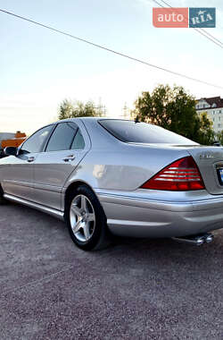 Седан Mercedes-Benz S-Class 2005 в Вишгороді