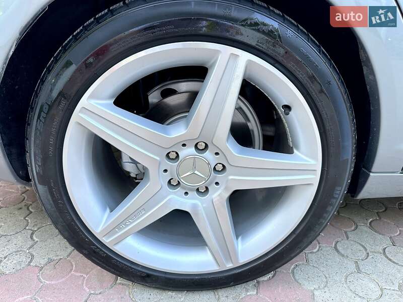 Седан Mercedes-Benz S-Class 2006 в Чернівцях