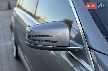 Седан Mercedes-Benz S-Class 2011 в 