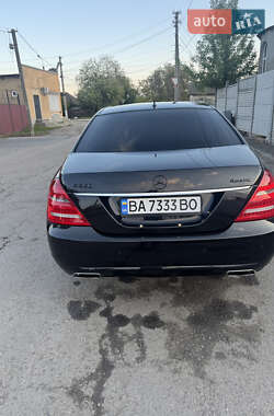 Седан Mercedes-Benz S-Class 2013 в 